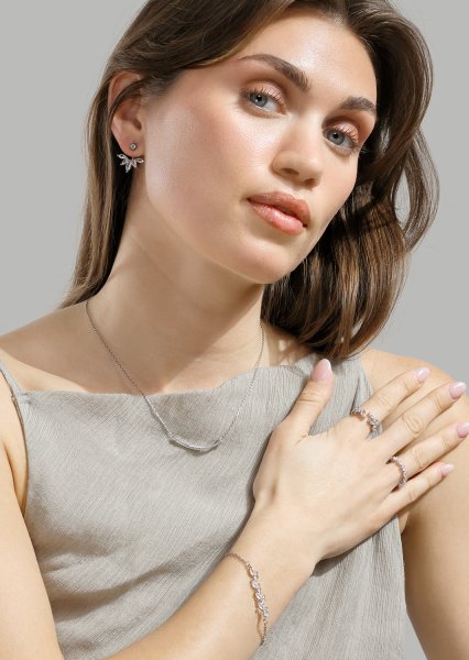 Dione Ohrringe – Silver Plated