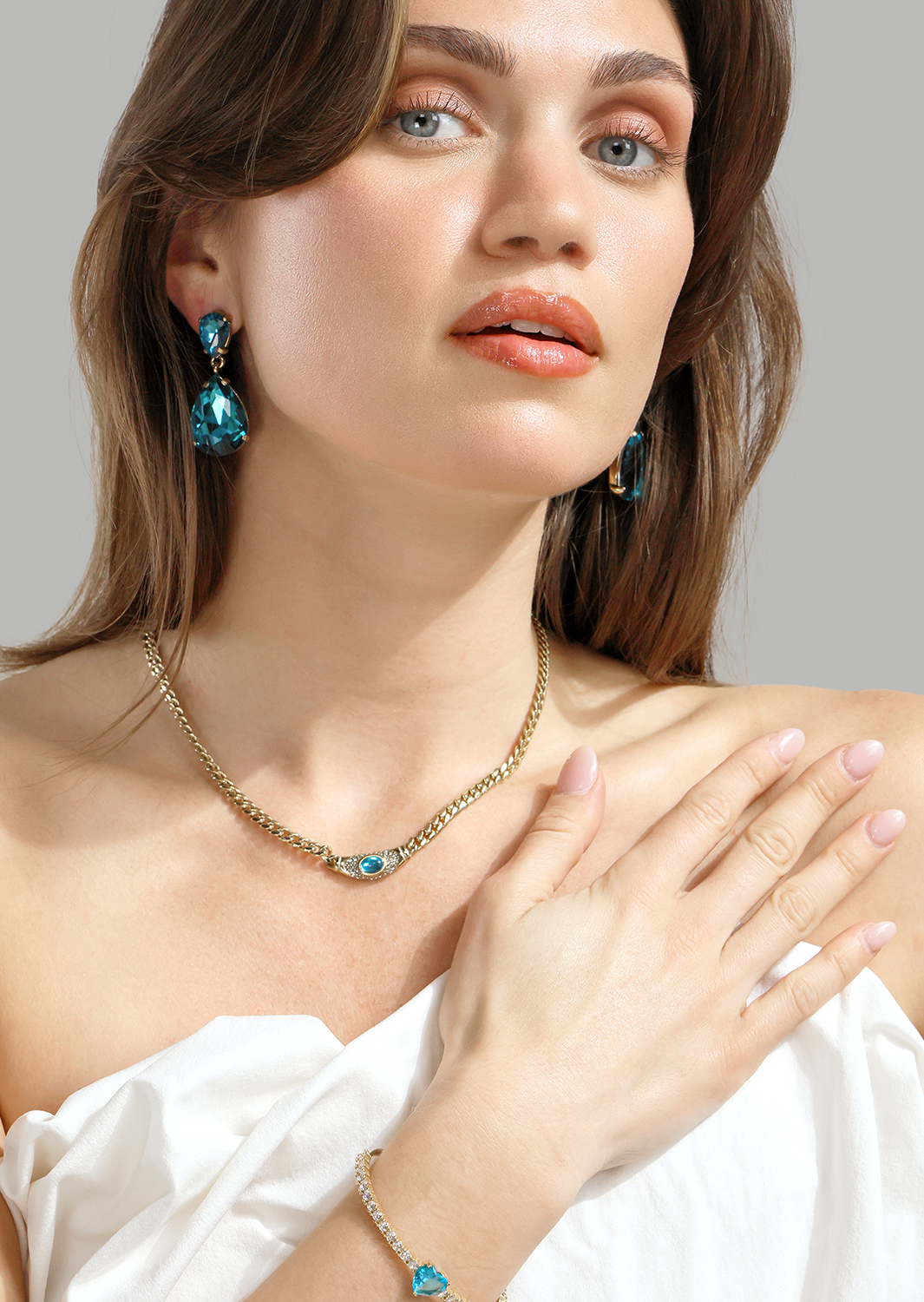 Azulora Icy Blue Ohrringe – 18k Vergoldet