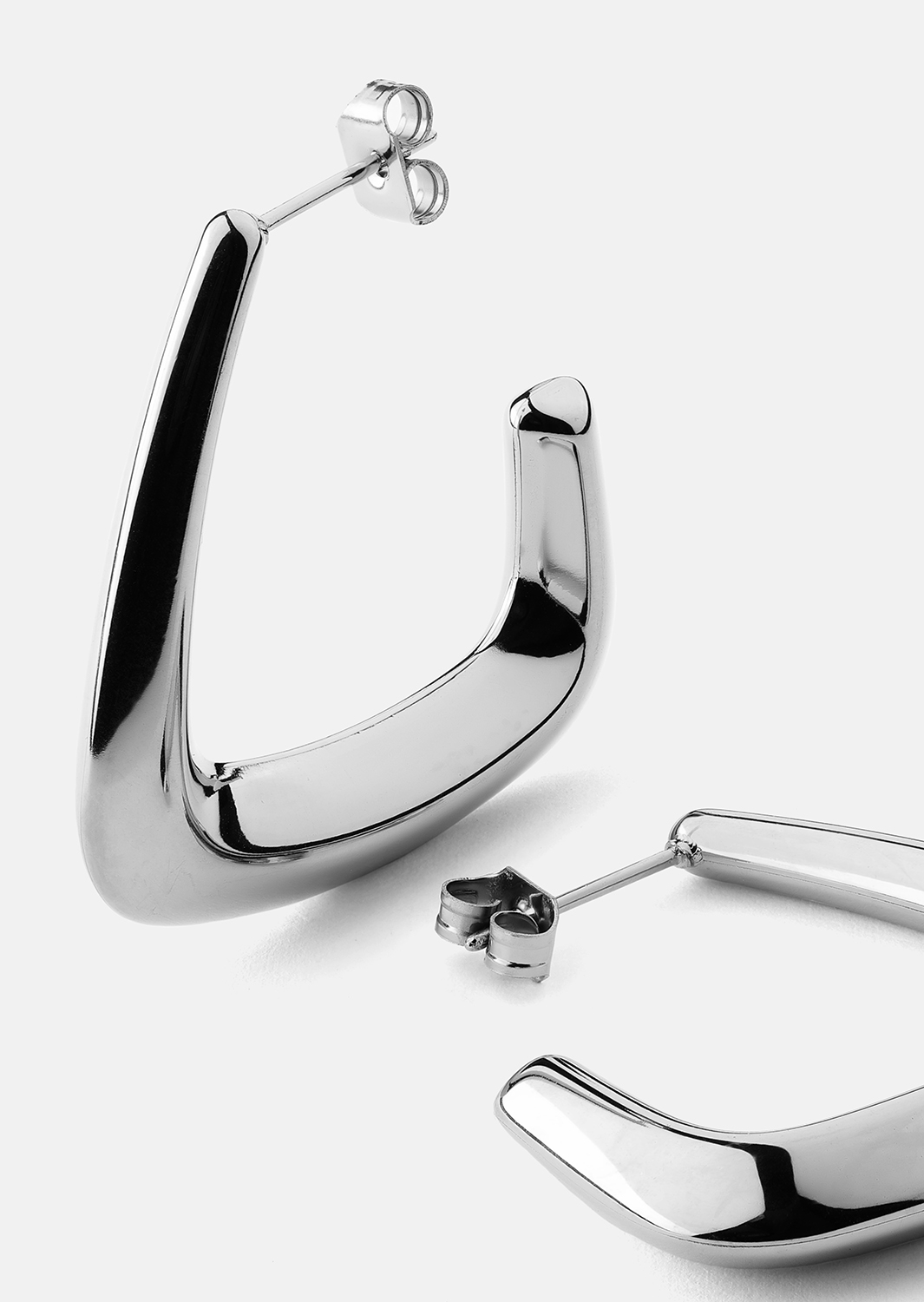 Ohrringe Bold Curve – Versilbert