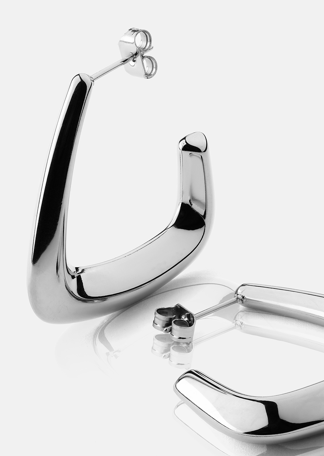 Ohrringe Bold Curve – Versilbert