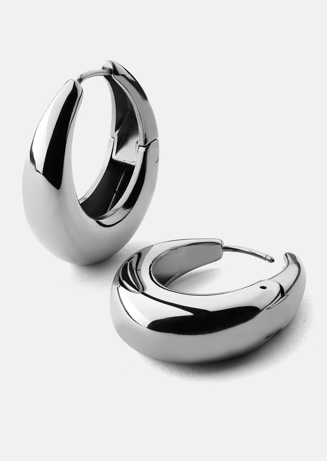 Ohrringe Bold Curve – Versilbert