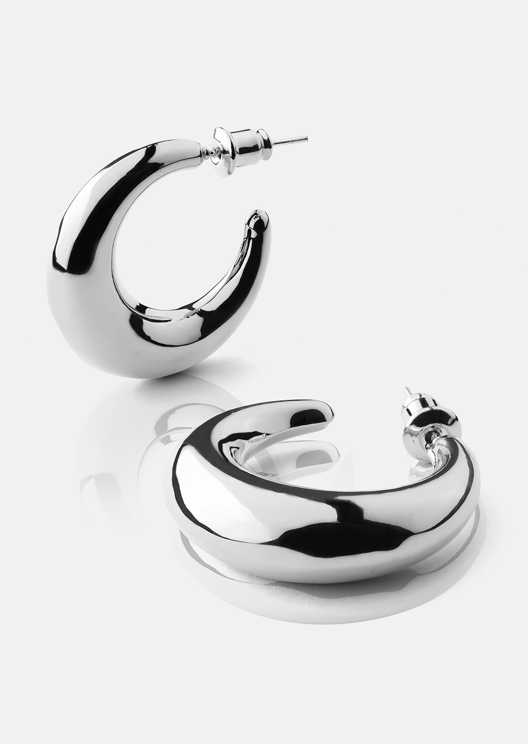 Loop Ohrringe – Versilbert