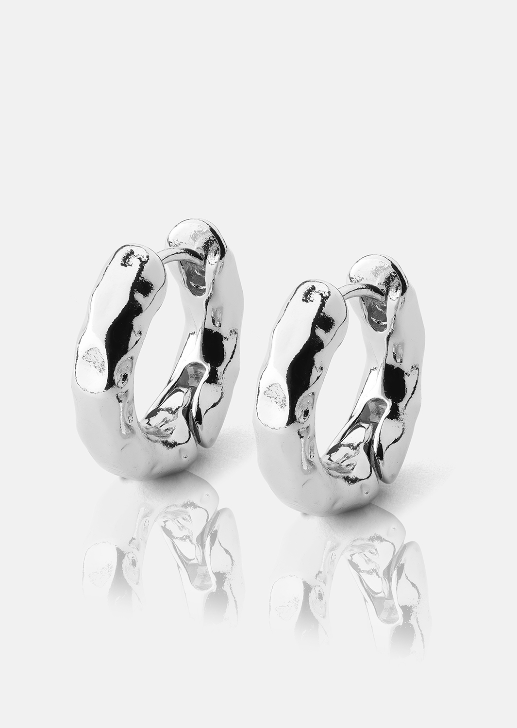 Ohrring Luxe Ripple Hoops - Versilbert