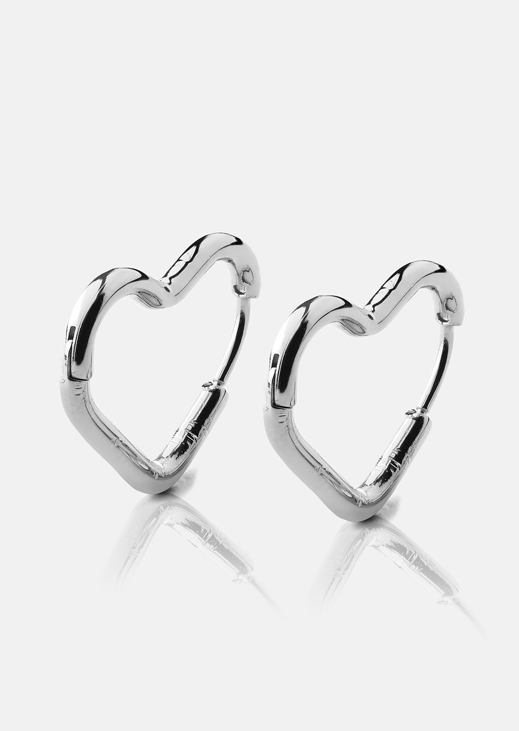 Ohrring Heart's Embrace - Versilbert